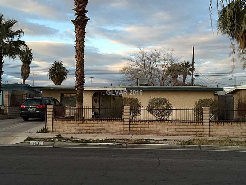 1st image of 2413 Howard Dr
