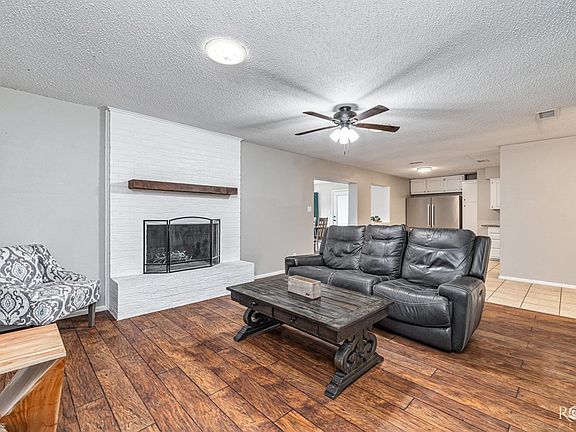 5th image of 3019 Sierra Dr