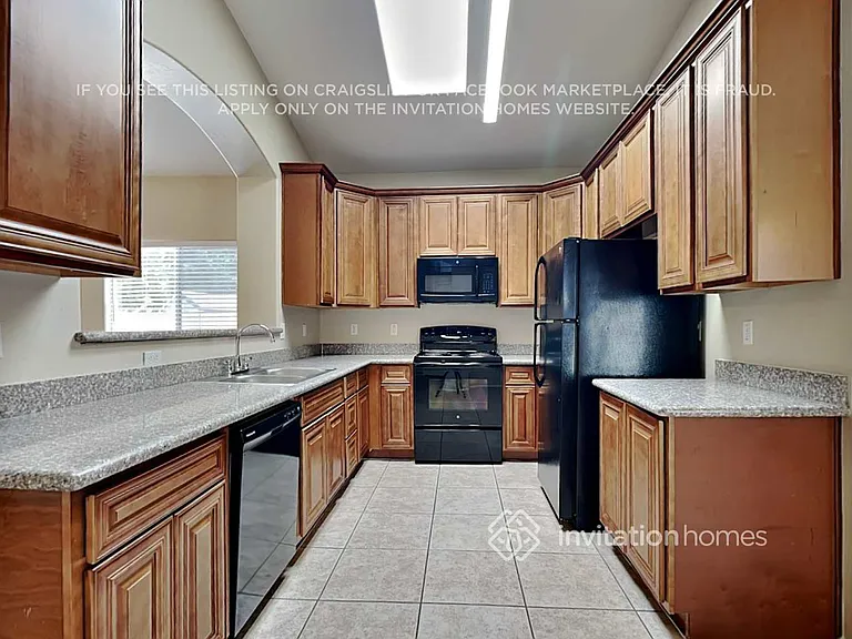 11034 W Granada Rd — Photo 8