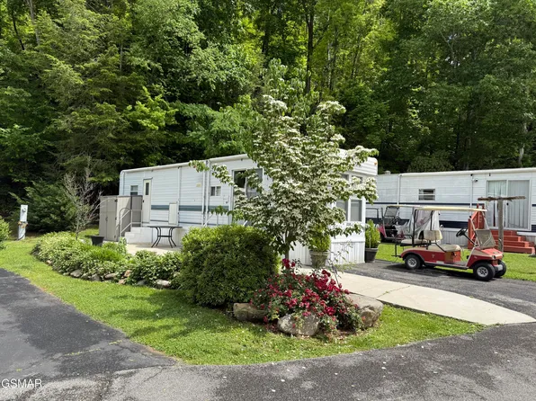 4229 E Pkwy Lot 324, Gatlinburg, TN 37738