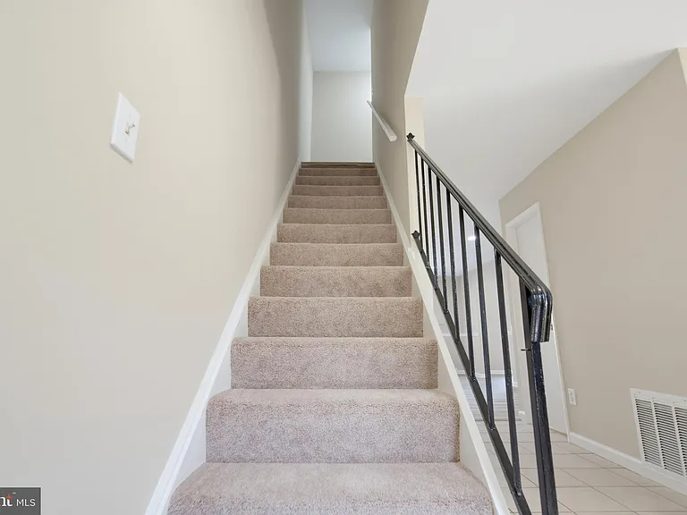 744 Cordell Way — Photo 23