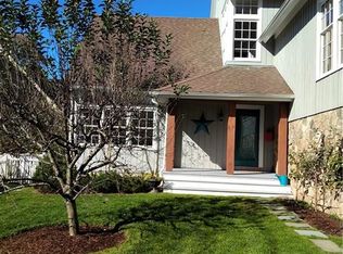 21 Harstrom Pl, Norwalk, CT 06853