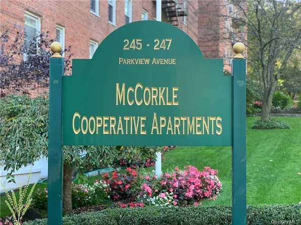 245 Parkview Ave APT 6H, Bronxville, NY 10708