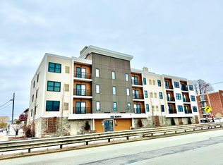 1133 N Shore Rd #401, Revere, MA 02151