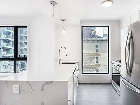 2nd image of 4104 27th St APT 7B