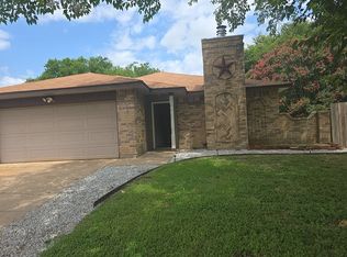 10116 Indian Mound Rd, Fort Worth, TX 76108