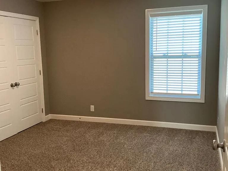 374 Rye Dr — Photo 14