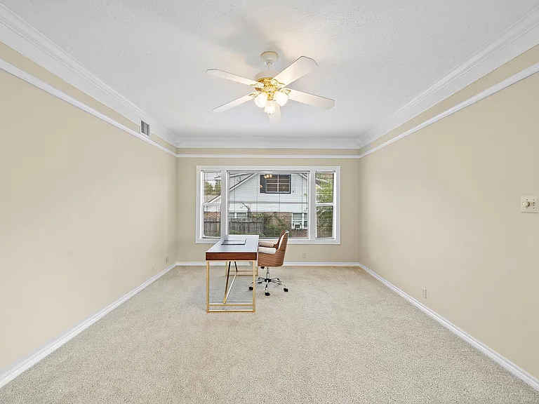 2523 Baycrest Dr — Photo 22