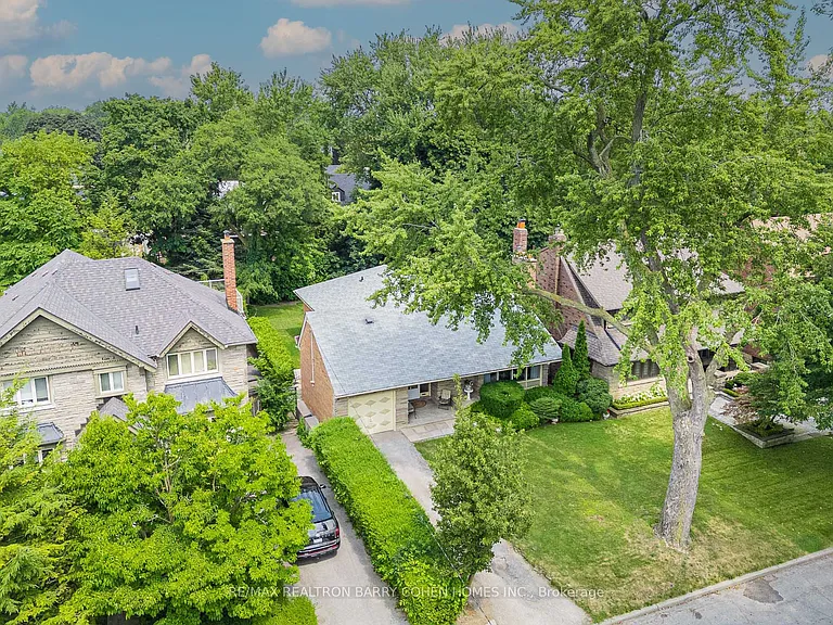 200 Cortleigh Blvd — Photo 24