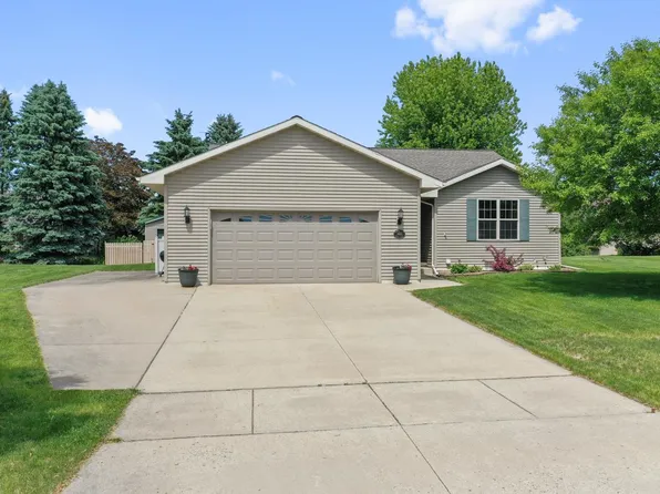 1603 McRae Pl, Green Bay, WI 54311