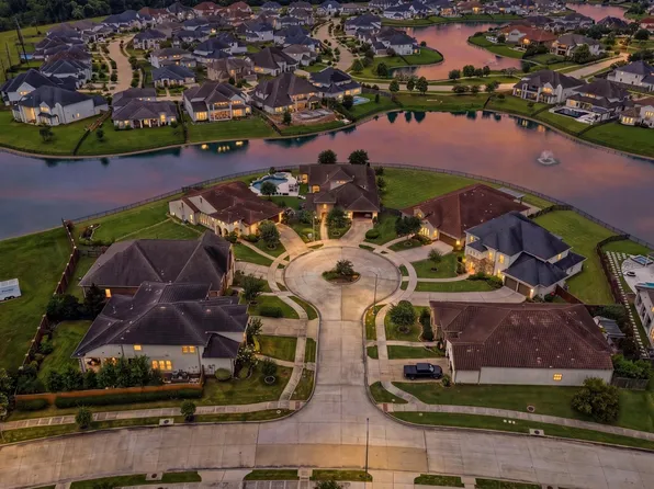 5907 Carrada Falls Ct, Sugar Land, TX 77479