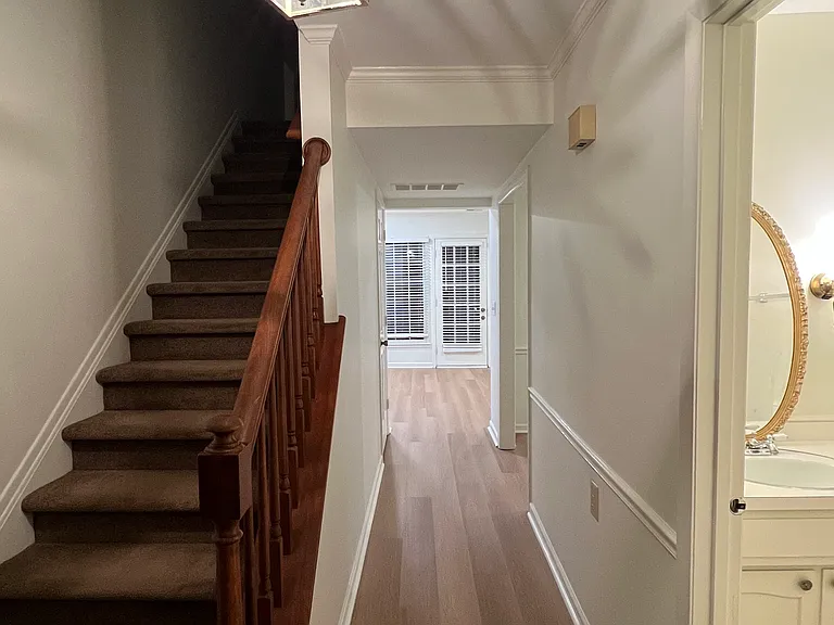 3227 E Regents Park Ln — Photo 12