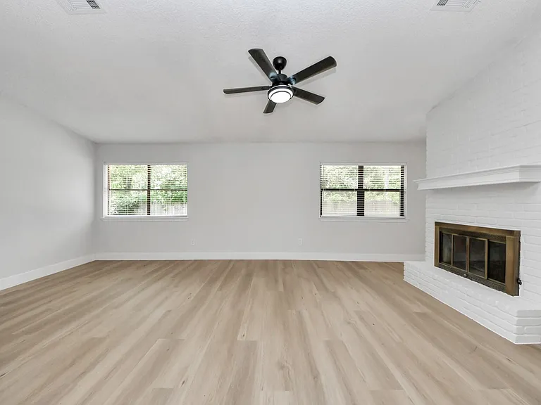 7427 Willow Oak Dr — Photo 18
