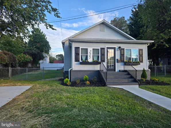 235 Carvel Rd, Pasadena, MD 21122