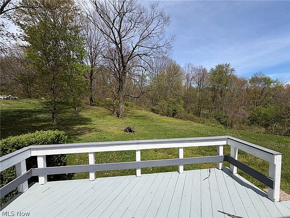4th image of 43184 Osbourne Rd