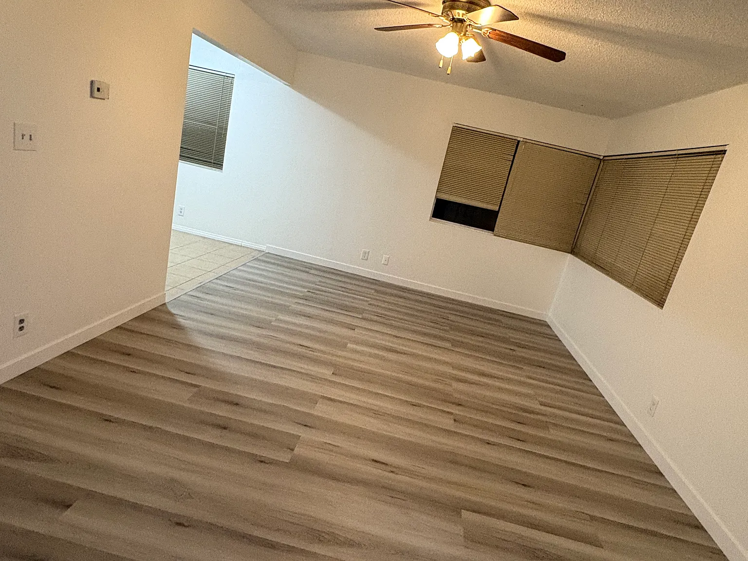 2 bed, 1000 sqft, $2,100 — Photo 4