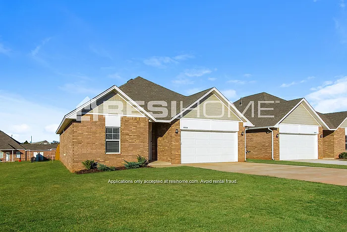 8131A Lakeside Dr — Photo 3