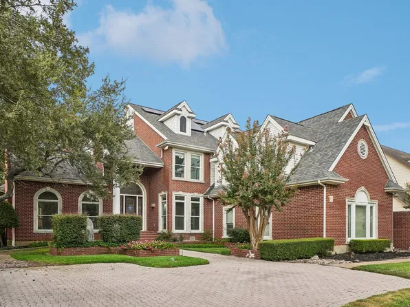 32 Victoria Dr, Rowlett, TX 75088