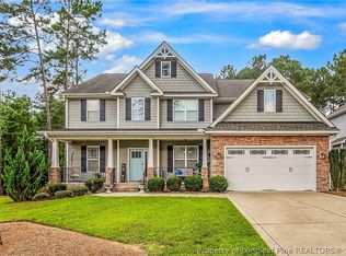 51 Valley Brook Ln, Spring Lake, NC 28390