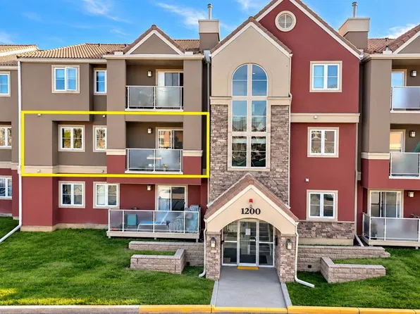 1222 W Edenwold Hts NW #1222, Calgary, AB T3A 3T5
