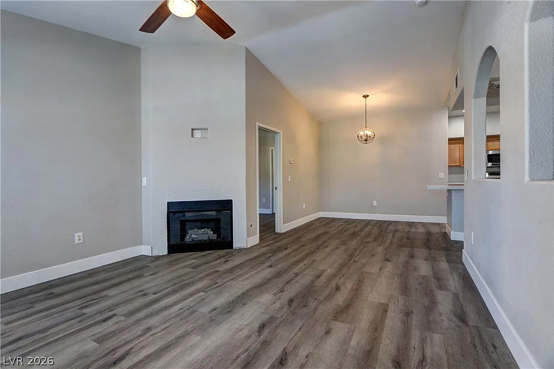 2 bed, 2.0 bath, 1133 sqft, $1,695 — Photo 4