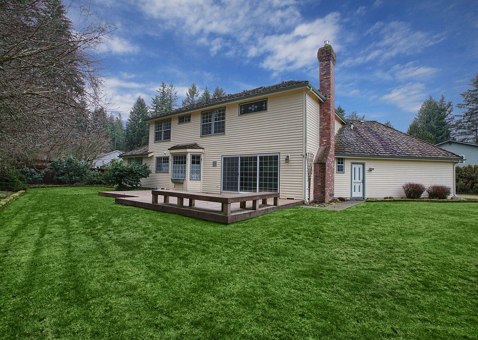 2nd image of 7713 133rd Street Ct E
