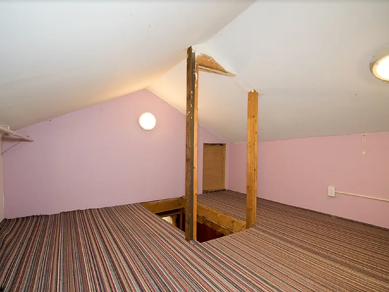 117 Lake Dr — Photo 17