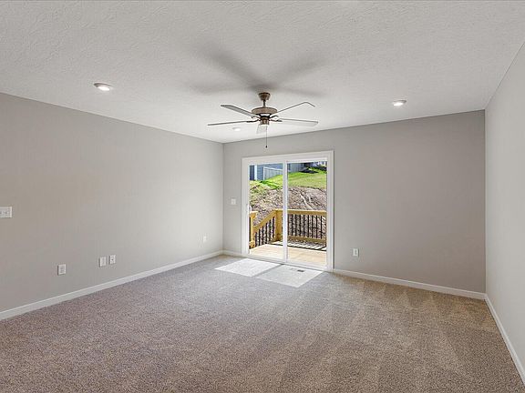 5th image of 6821 Green Isle Ln