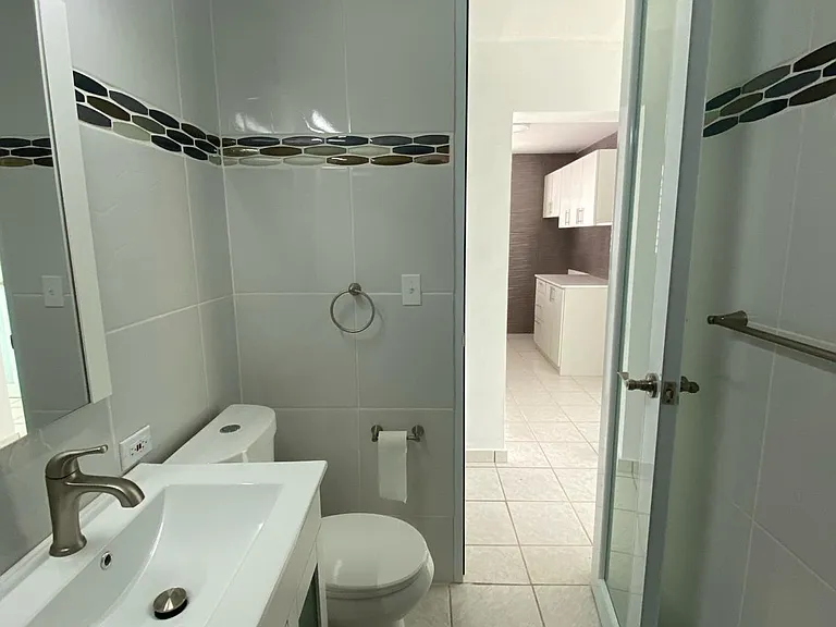 H5 Calle 6 — Photo 11