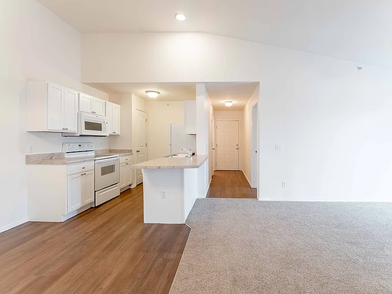 Battlefield Park Apartments — Photo 59