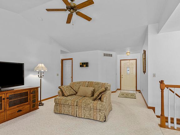 3rd image of 3061 Bayou Vista St