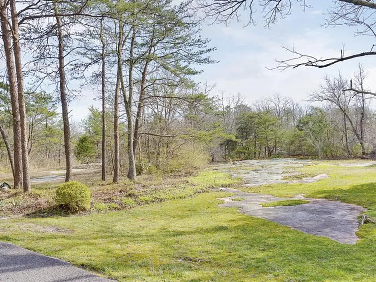 219 Rainbow Dr — Photo 25