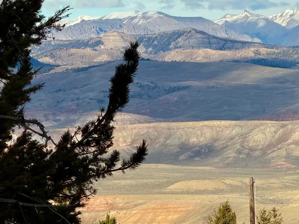 73 Quill Ct, Dubois, WY 82513