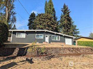 2112 SW 328th St, Federal Way, WA 98023