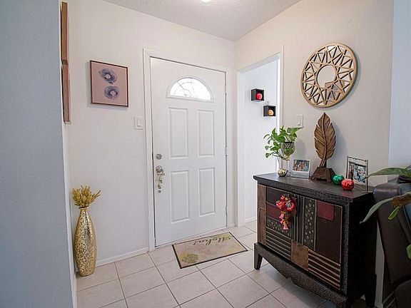 5th image of 3119 Village Woods Dr
