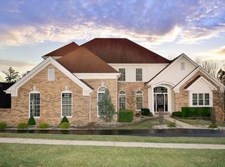 13549 River Forest Pl, Saint Louis, MO