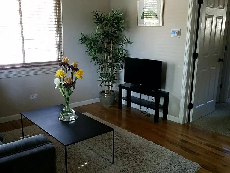 3652 N Clay St — Photo 2