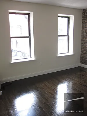 Rented by Highline Residential | media 37