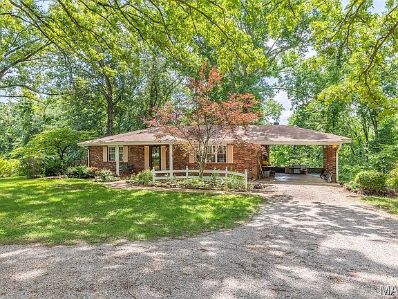 2nd image of 1106 White Oak Dr