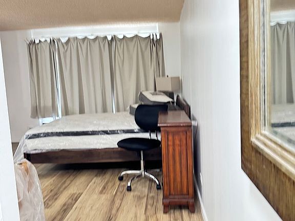 5th image of 2463 Kuhio Ave APT 1008