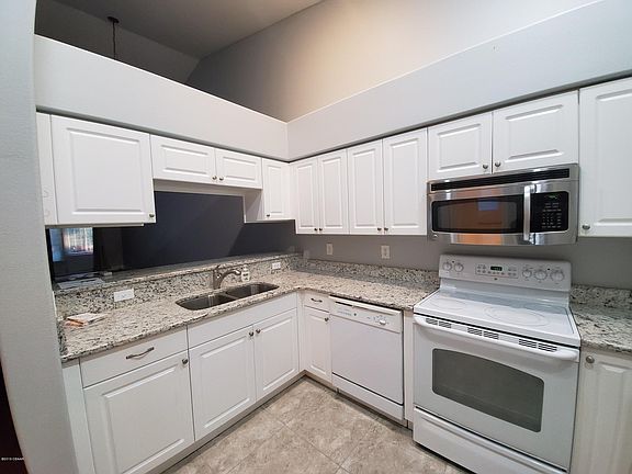 3rd image of 1613 Areca Palm Dr