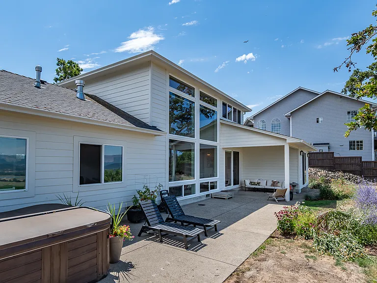 355 Ridgecrest Dr — Photo 32