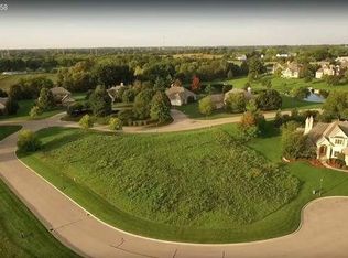 6524 White Pine Way, Libertyville, IL 60048