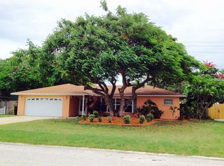 6713 2nd Avenue Cir W, Bradenton, FL 34209