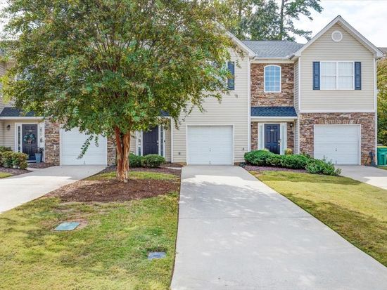 161 Creekwood Dr, Woodstock, GA 30188