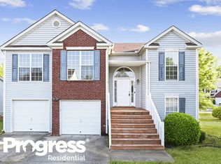 3390 Waggoner Trl, Rex, GA 30273