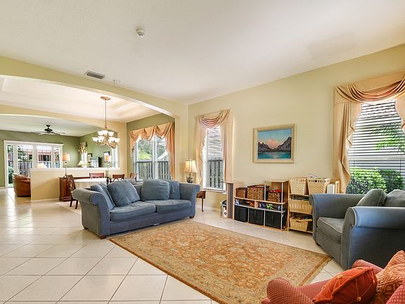 4th image of 16737 NW 10th St