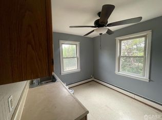 423 Spruce St #2, Linden, NJ