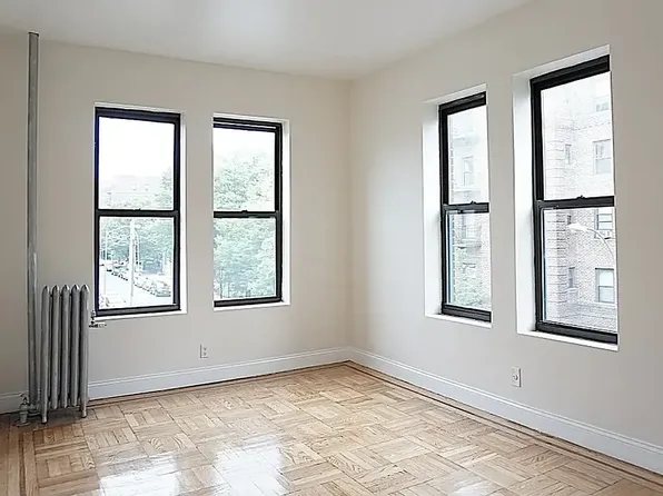 29-08 31st Avenue image 1 of 5