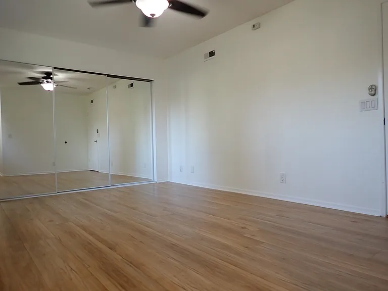 10156 Holburn Dr — Photo 21